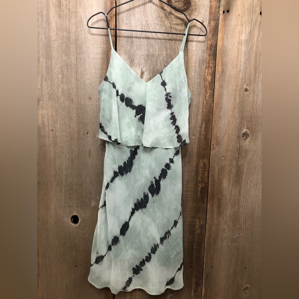 Gilli Tie Dye Dress in Green Size Small